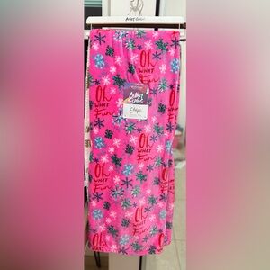 Berkshire Pink Holiday Throw Blanket